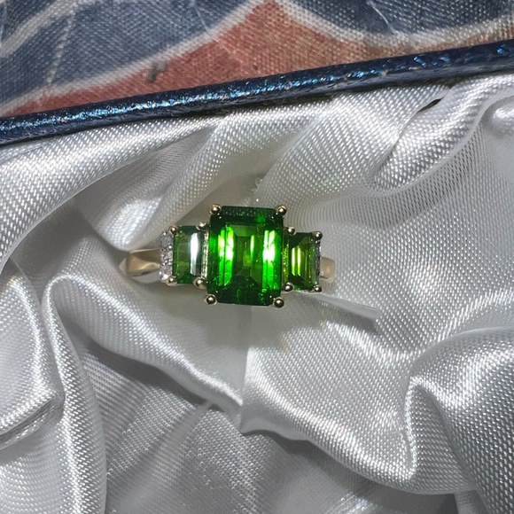 Green Chrome Diopside 3k Gold Ring 1.69ctw - Picture 8 of 8